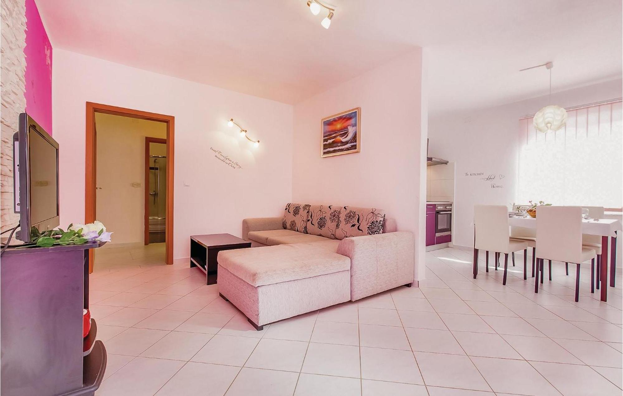 Awesome Apartment In Dobrinj With Wifi Exterior photo